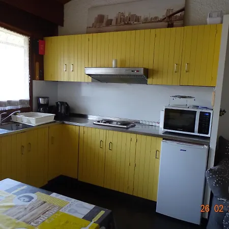 Location Sancy ホテル ラ・ブルブール